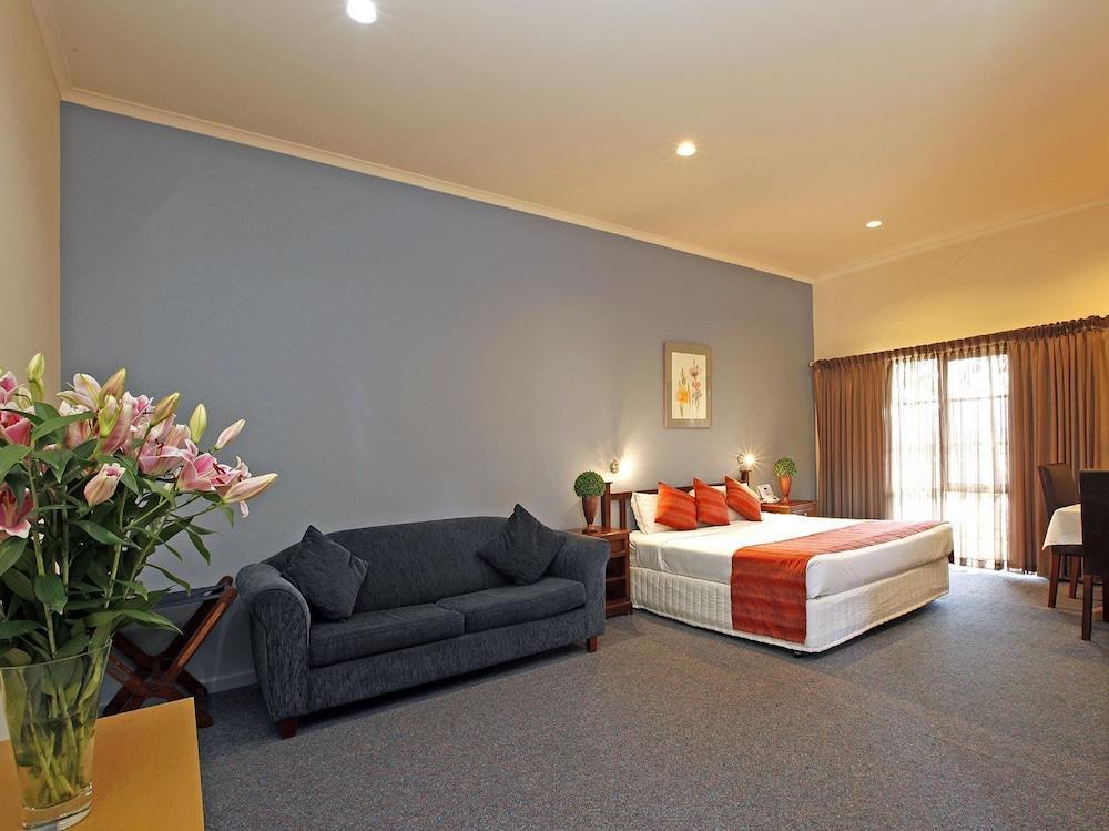 Greensborough Motel Мелбърн Екстериор снимка