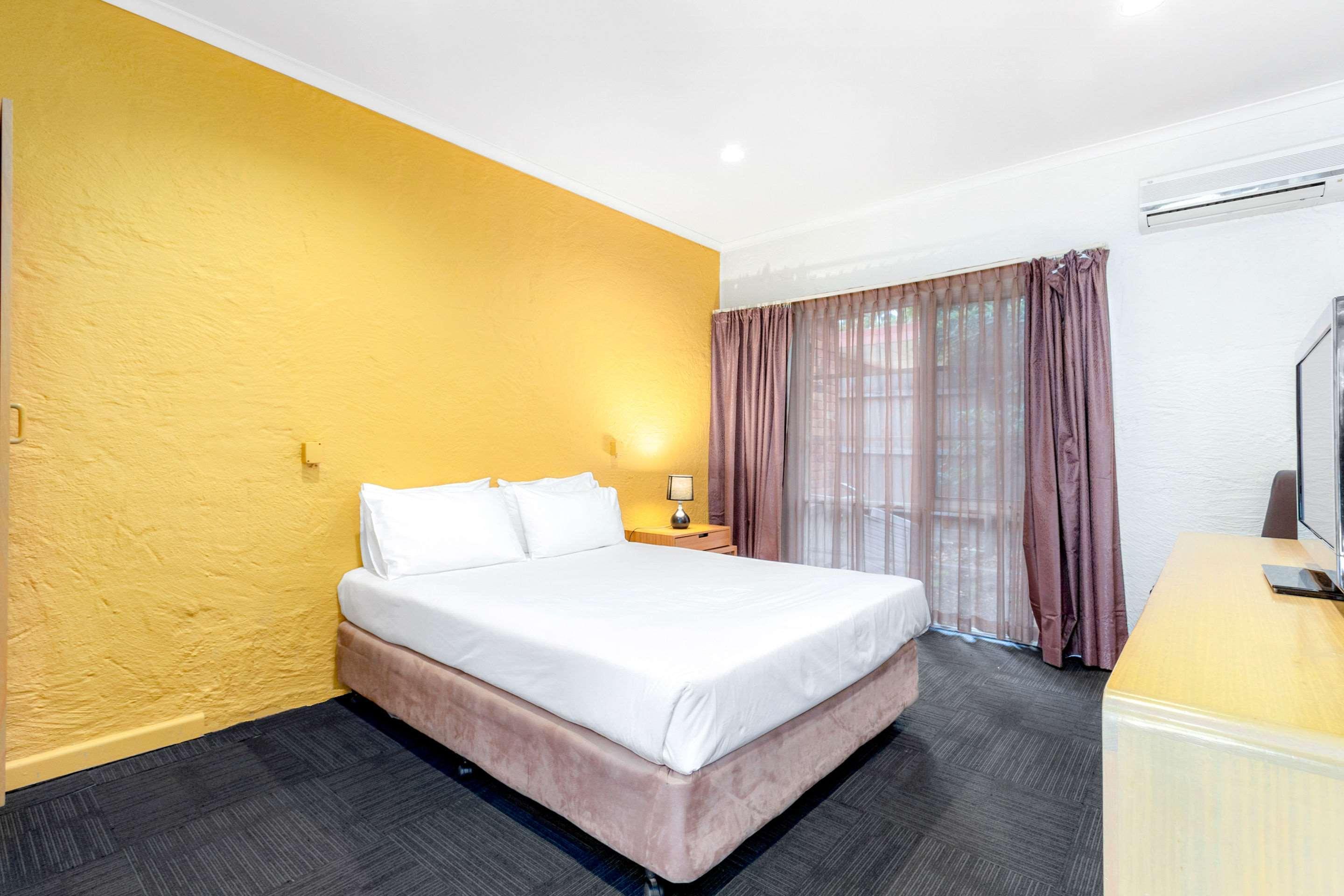 Greensborough Motel Мелбърн Екстериор снимка
