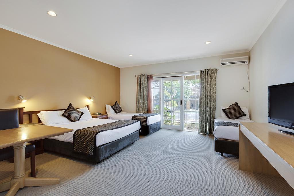 Greensborough Motel Мелбърн Екстериор снимка