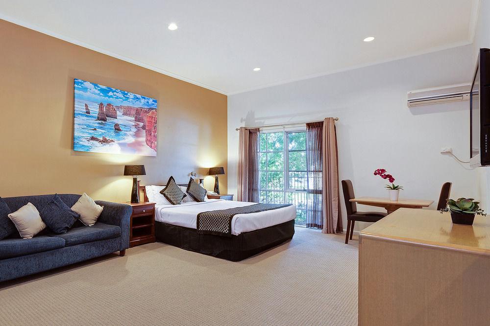 Greensborough Motel Мелбърн Екстериор снимка