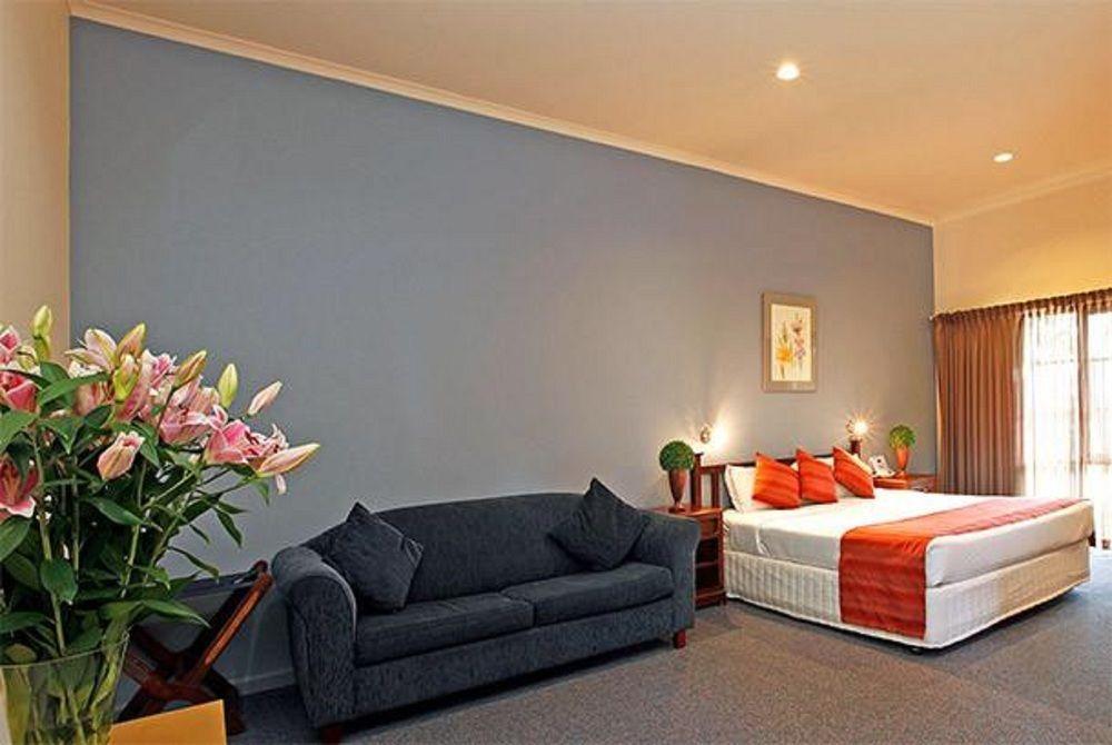 Greensborough Motel Мелбърн Екстериор снимка