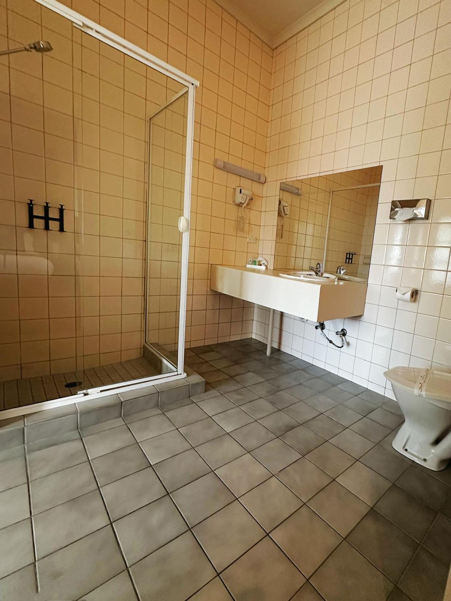 Greensborough Motel Мелбърн Екстериор снимка