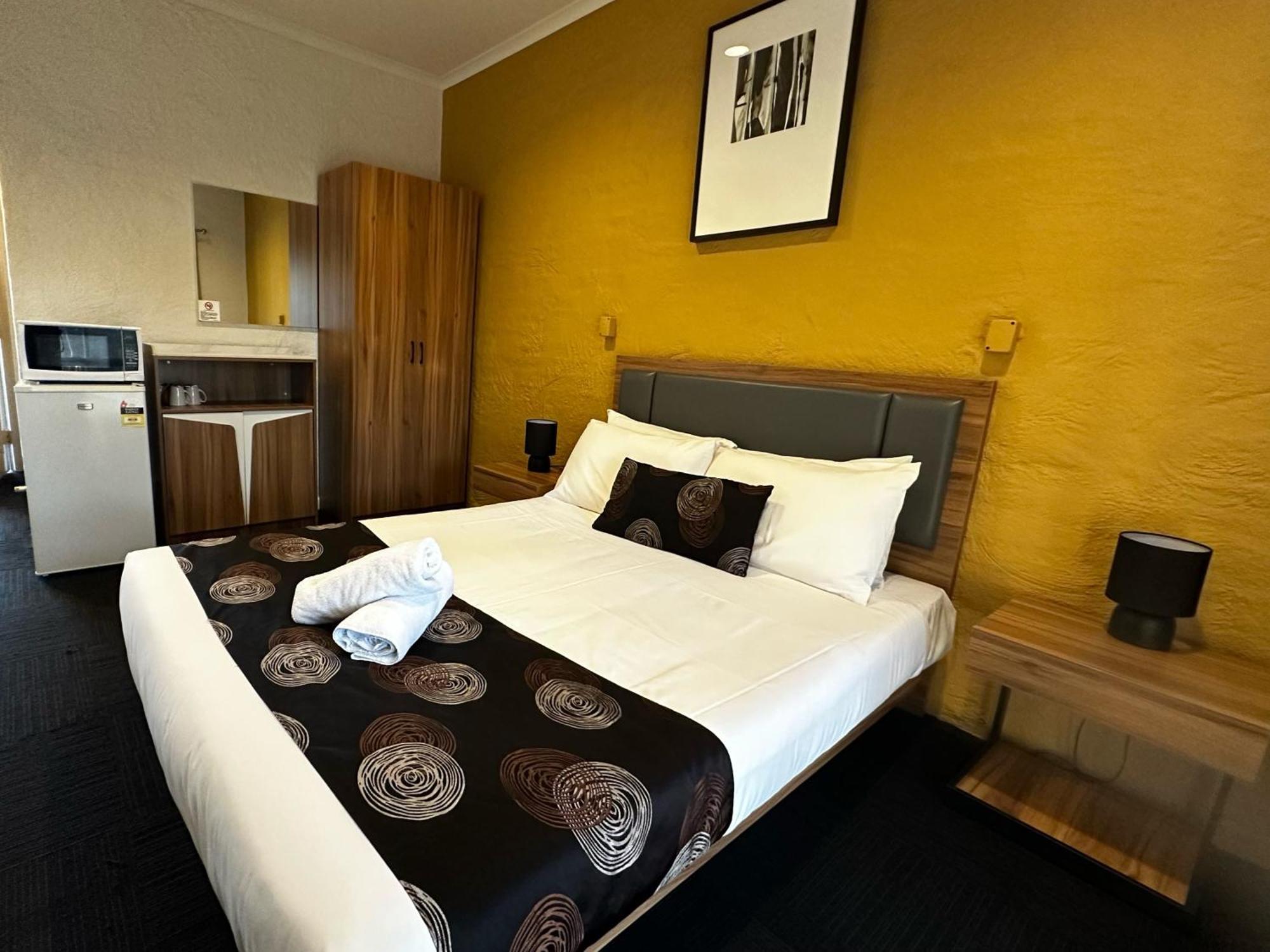 Greensborough Motel Мелбърн Екстериор снимка