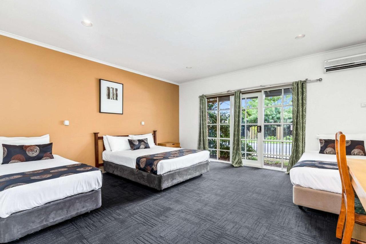 Greensborough Motel Мелбърн Екстериор снимка