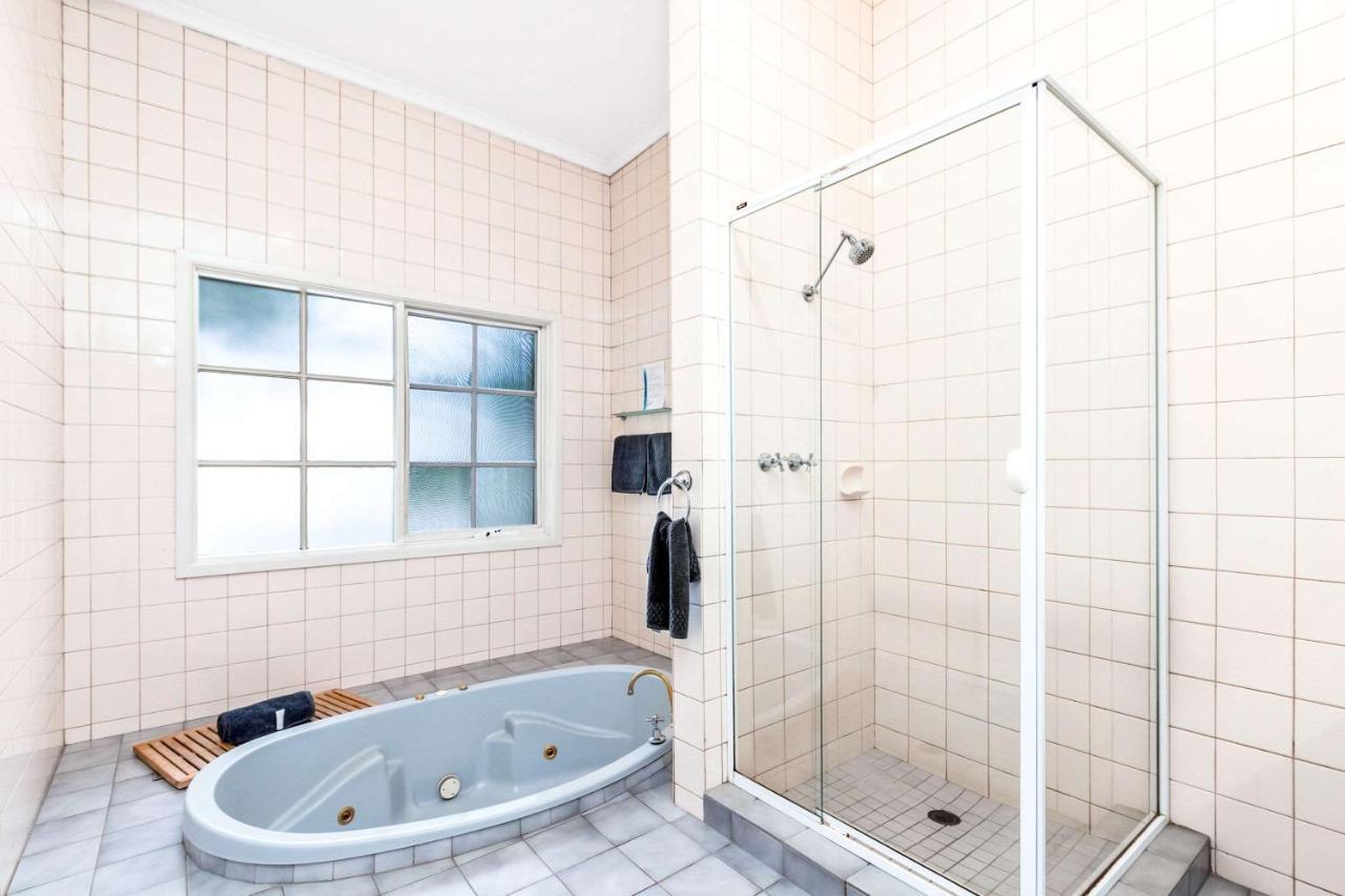 Greensborough Motel Мелбърн Екстериор снимка