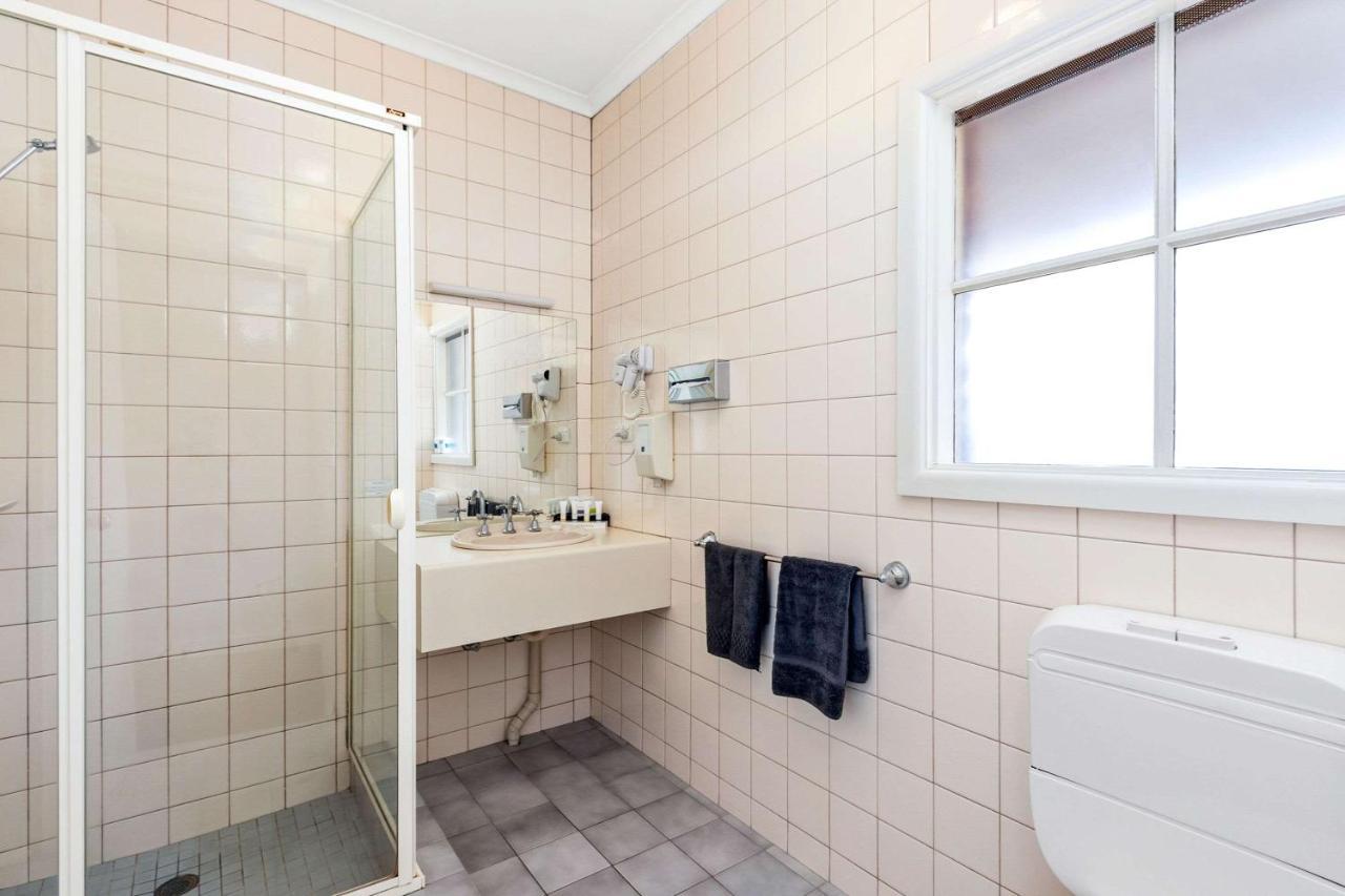 Greensborough Motel Мелбърн Екстериор снимка